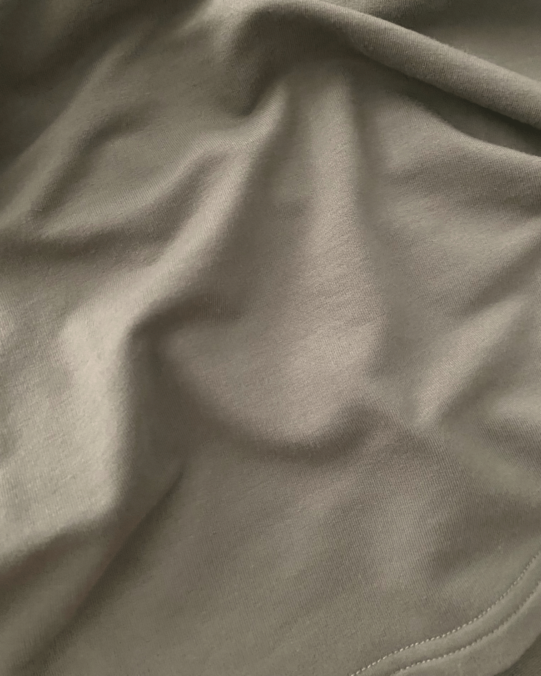 Signature Henley | Split Hem | Army Green